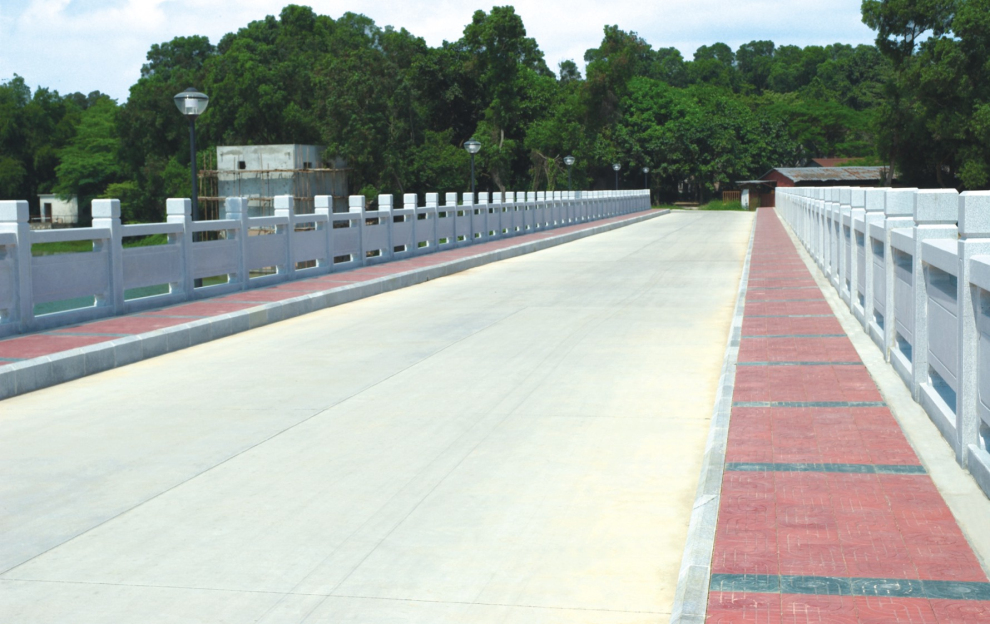 深圳-聚豪会高尔夫球会市政工程